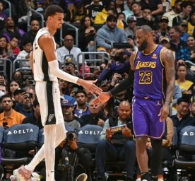 湖人再胜马刺,戴维斯战绩稳定 湖人再胜马刺,戴维斯战绩稳定